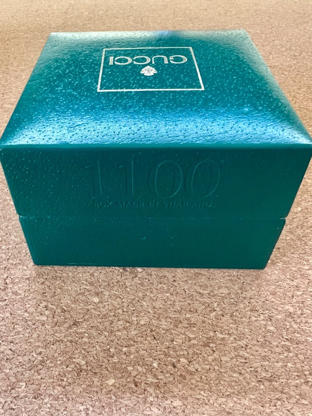 Vintage Gucci 1100-L Watch + 12 Interchangeable Bezels & Original Box - Picture 13 of 15